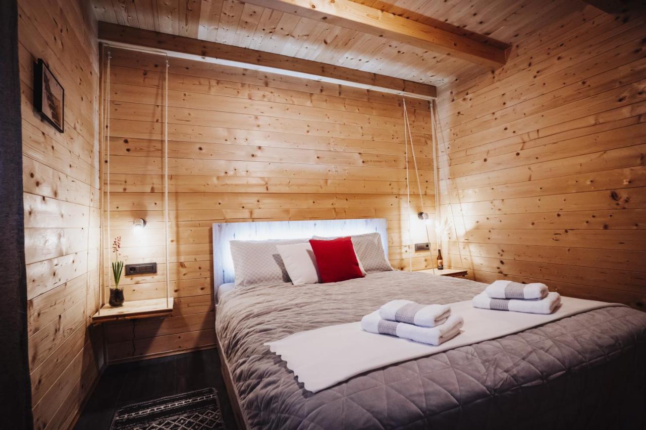 Holiday Home Nightswim Inn Vrbovec Exterior foto