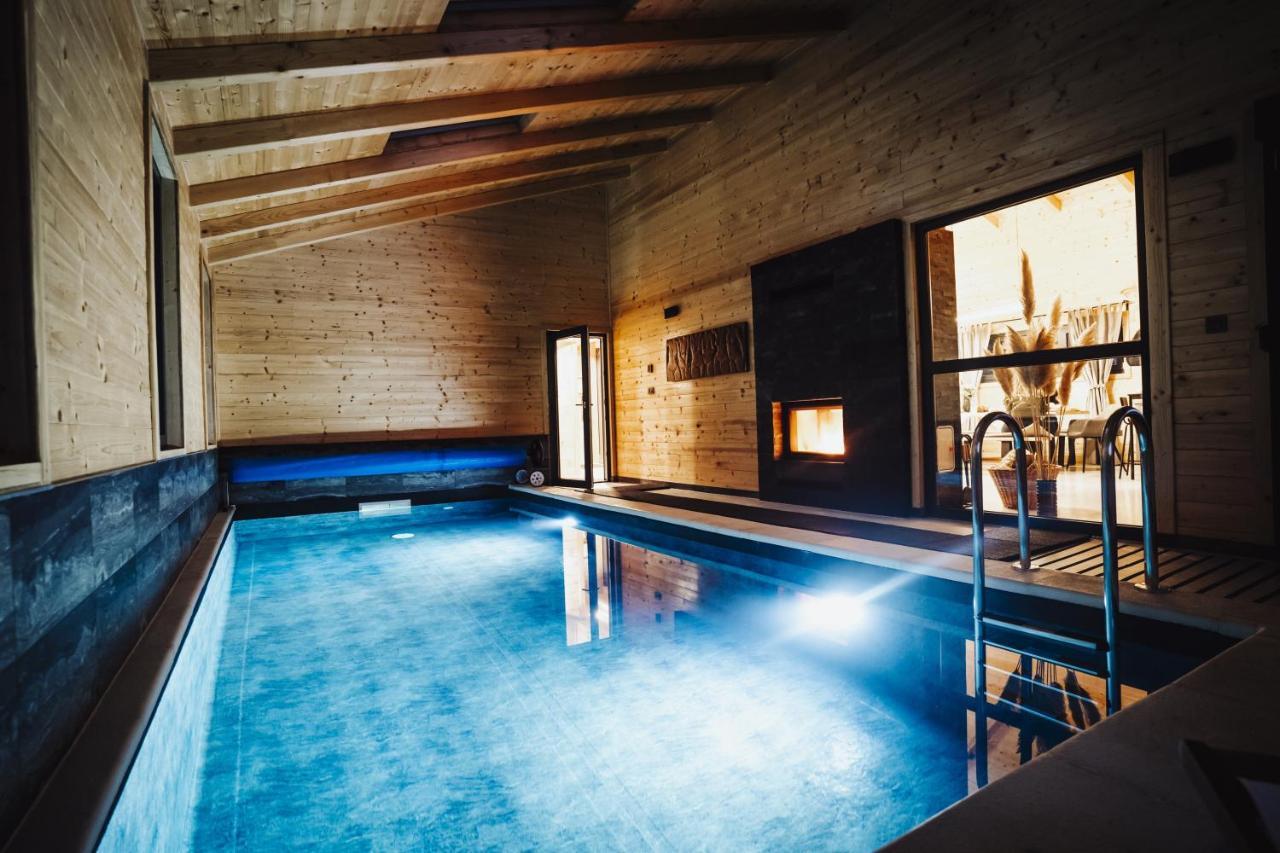 Holiday Home Nightswim Inn Vrbovec Exterior foto