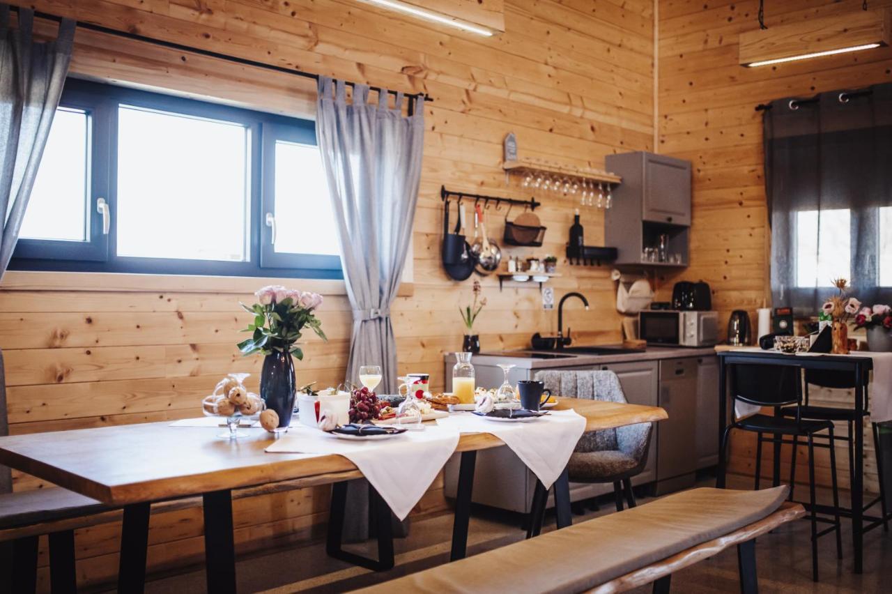 Holiday Home Nightswim Inn Vrbovec Exterior foto